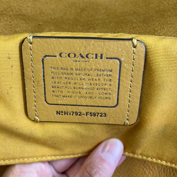 Coach F59723 Camel, pebbled leather crossbody bag - Picture 10 of 11